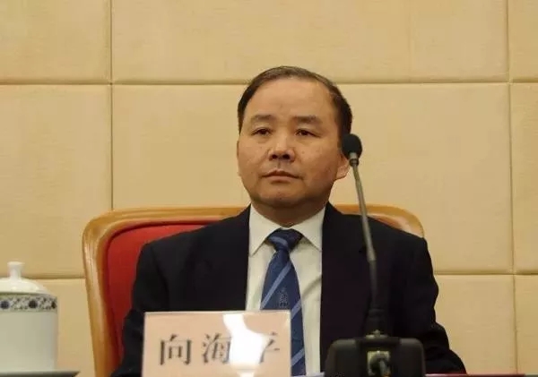 1月24日國(guó)家能源局召開新聞發(fā)布會(huì)，發(fā)布2017年度新能源并網(wǎng)運(yùn)行情況、能源監(jiān)管投訴舉報(bào)處理情況，介紹解讀清潔取暖規(guī)劃等政策