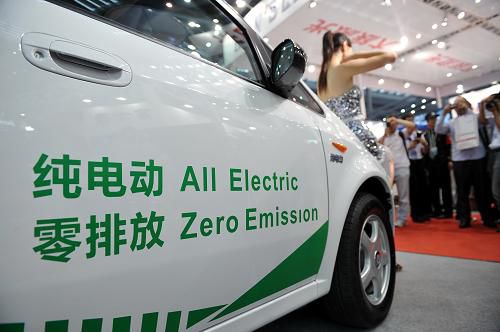 中國在電動汽車領(lǐng)域真抓實干 政府扶持、企業(yè)跟進