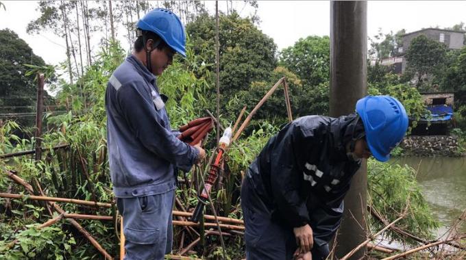      截止9月17日16時，受臺風(fēng)“山竹”影響停電的居民全部恢復(fù)供電。