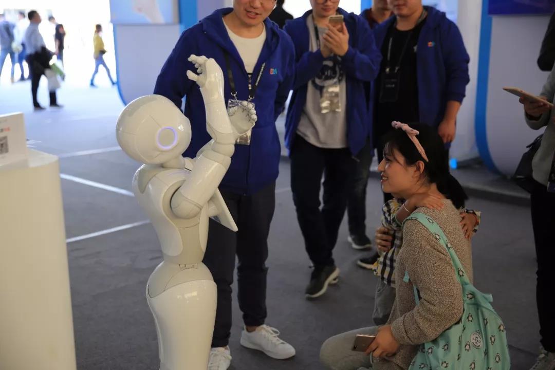人工智能，從這里走向世界
